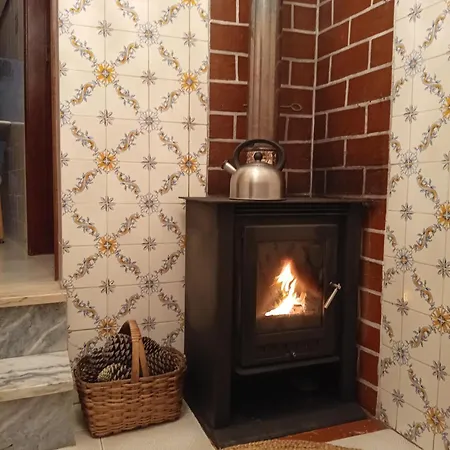 Semesterbostad Xisto River View *